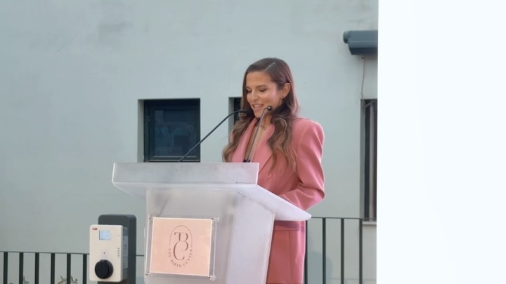 Erietta Kourkoulou Latsi: «Εδώ στο birth center τονίζουμε καθημερινά την σημασία ενός τοκετού με σεβασμό. … Erietta Kourkoulou Latsi: «Εδώ στο birth center τονίζουμε καθημερινά την σημασία ενός τοκετού με σεβασμό. …