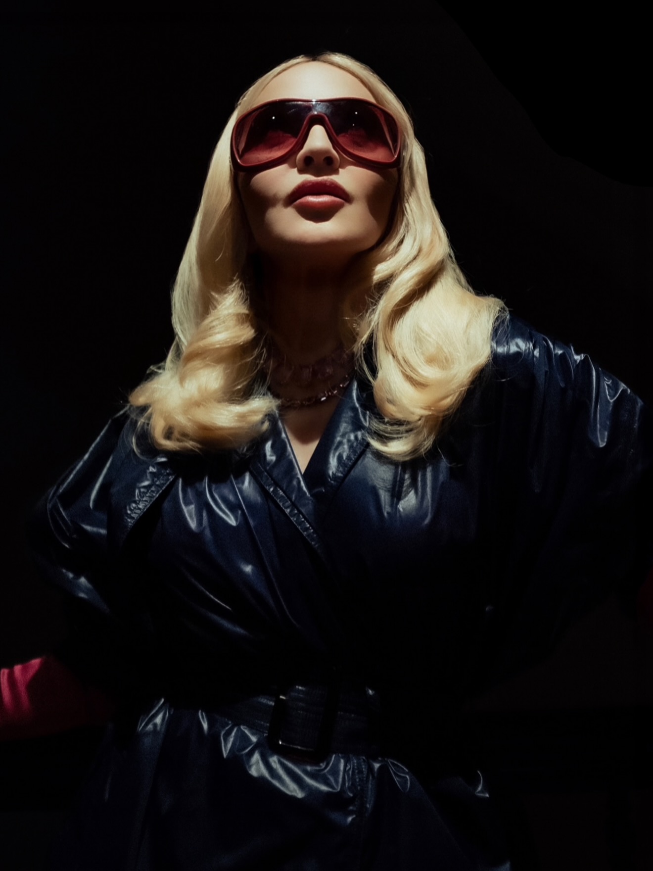 Madonna: Η τέχνη έχει έναν μοναδικό τρόπο να φέρνει τους ανθρώπους κοντά, είτε είστε σε ένα θέατρο wa…. Madonna: Η τέχνη έχει έναν μοναδικό τρόπο να φέρνει τους ανθρώπους κοντά, είτε είστε σε ένα θέατρο wa….